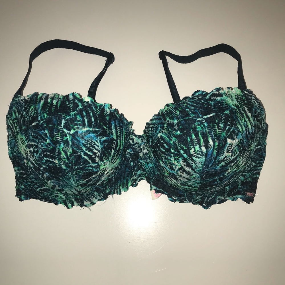 PINK Victoria’s Secret Demi Bra